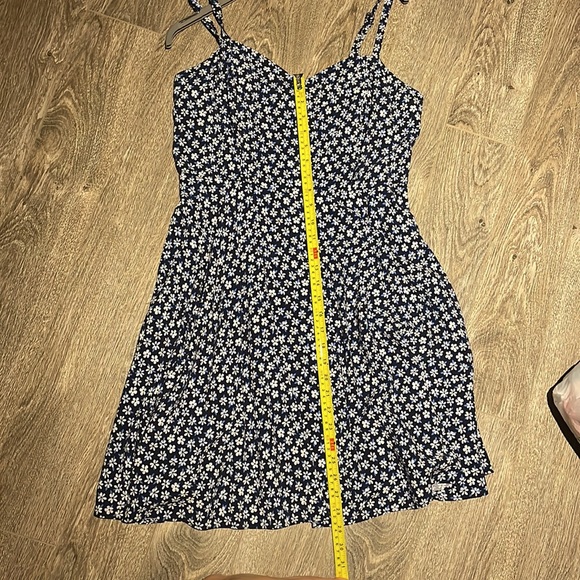 Old Navy - Floral Dress - Picture 5 of 5